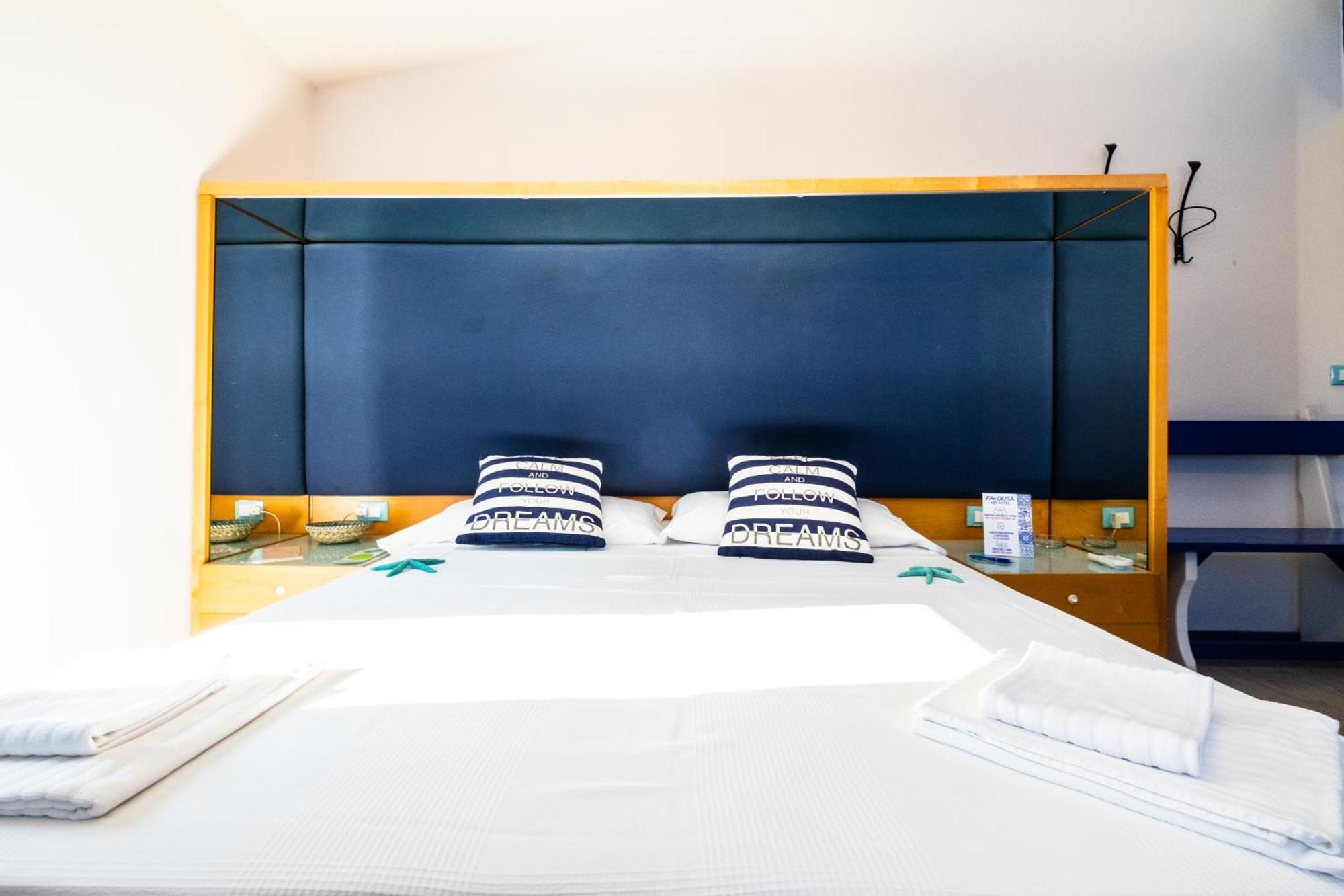 La Favorita Hotel Cala Gonone Exteriér fotografie